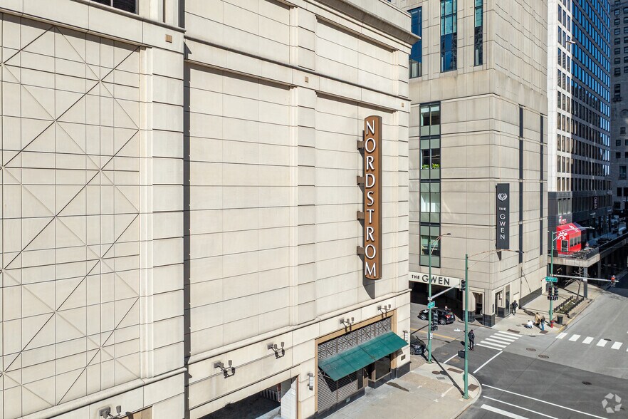 More Photos Of 55 E Grand Ave, Chicago Department Store For Lease