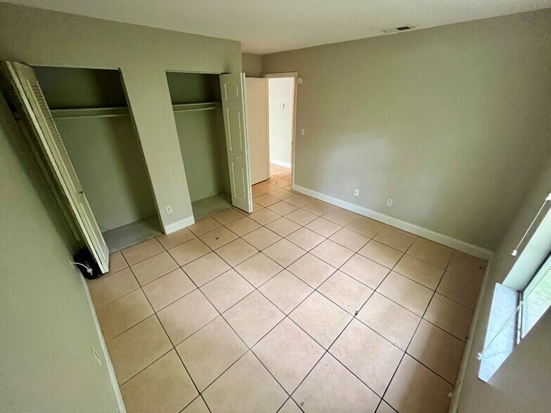 More Photos Of 7213 SW 44th Pl, Gainesville Apartments For Sale