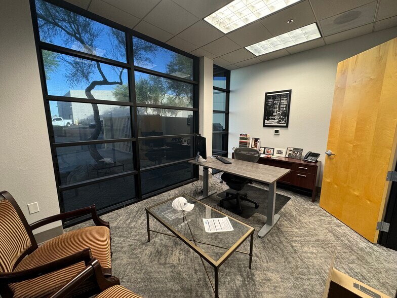 More Photos Of 15730 N 83rd Way, Scottsdale Distribution For Lease