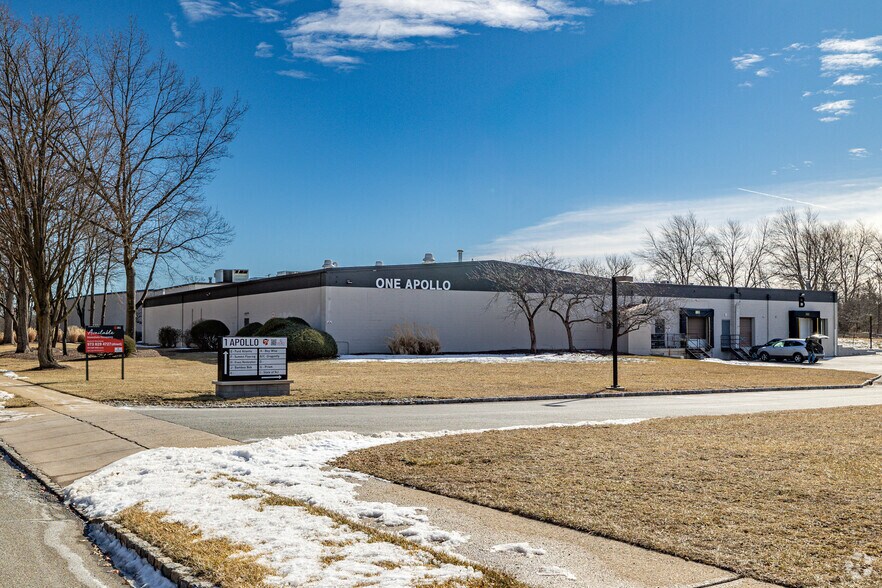More Photos Of 1 Apollo Dr, Whippany Warehouse For Lease