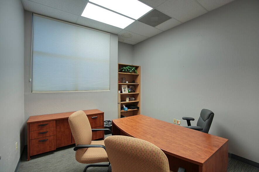 More Photos Of 9777 N 91st St, Scottsdale Office For Sale
