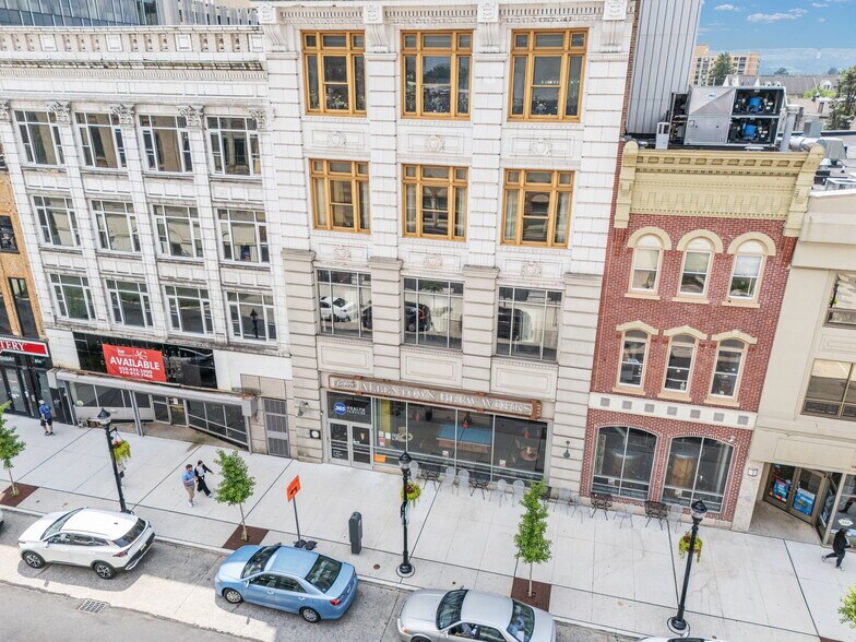 More Photos Of 812-814 W Hamilton St, Allentown Loft Creative Space For Sale