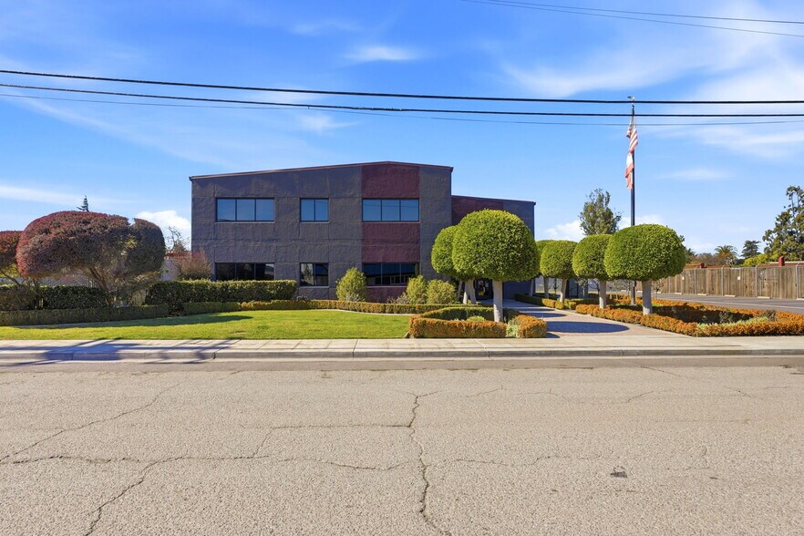 More Photos Of 225 Demeter St, Palo Alto Office Residential For Lease