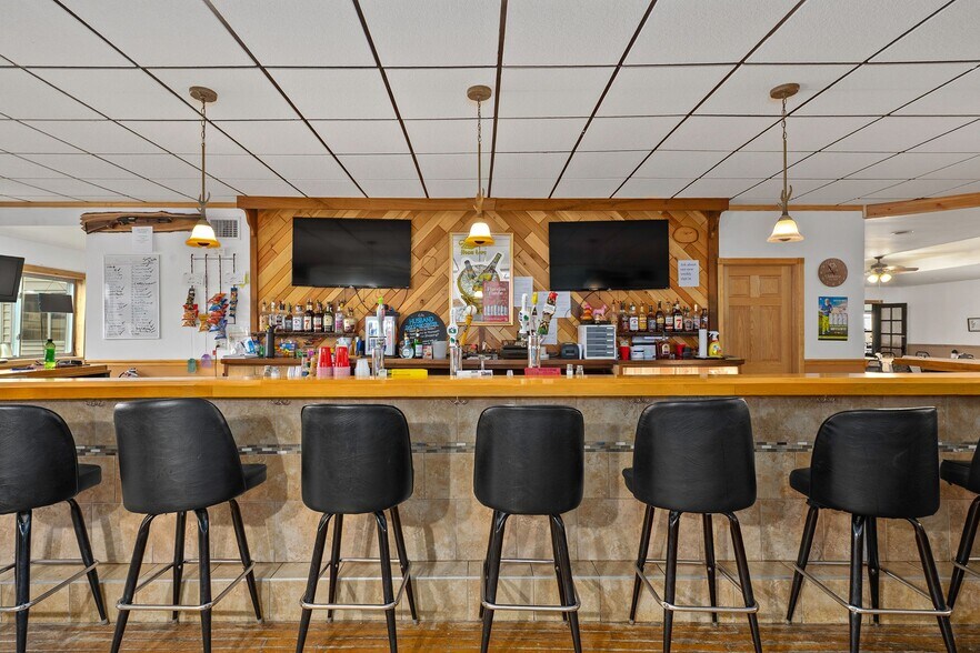 More Photos Of W10595 County Road K, Elcho Restaurant For Sale