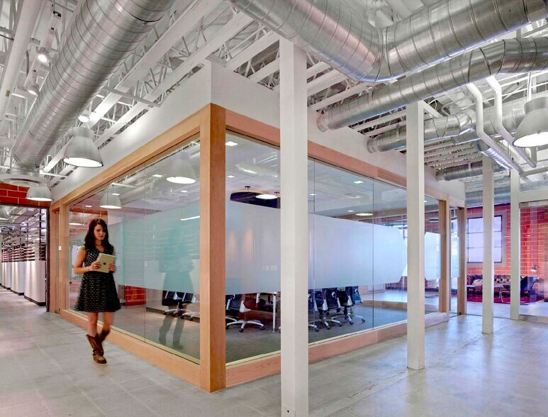 More Photos Of 1655 26th St, Santa Monica Office For Lease