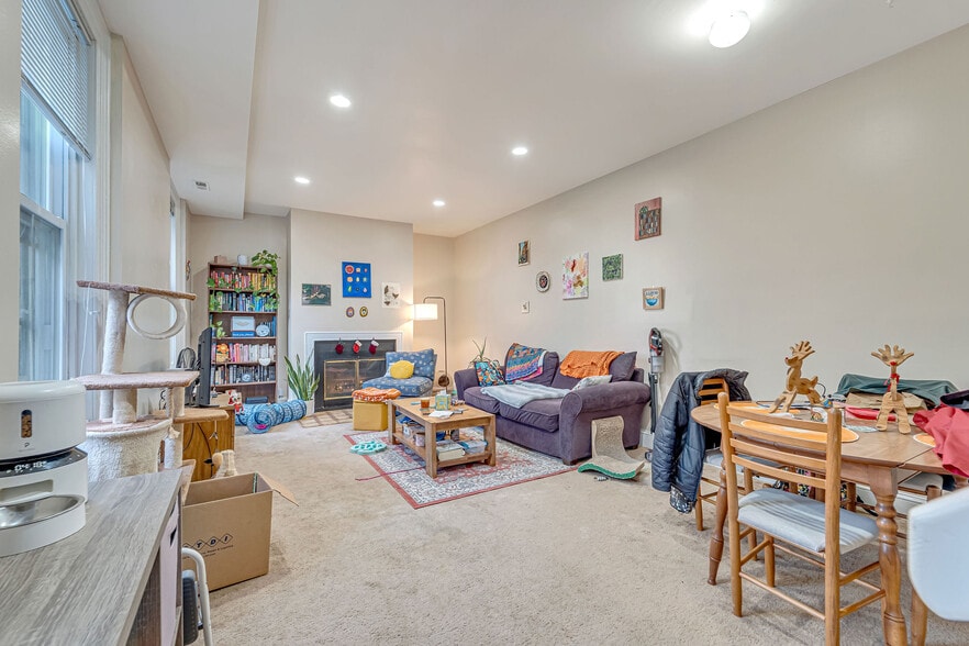 More Photos Of 1531 Green St, Philadelphia Apartments For Sale