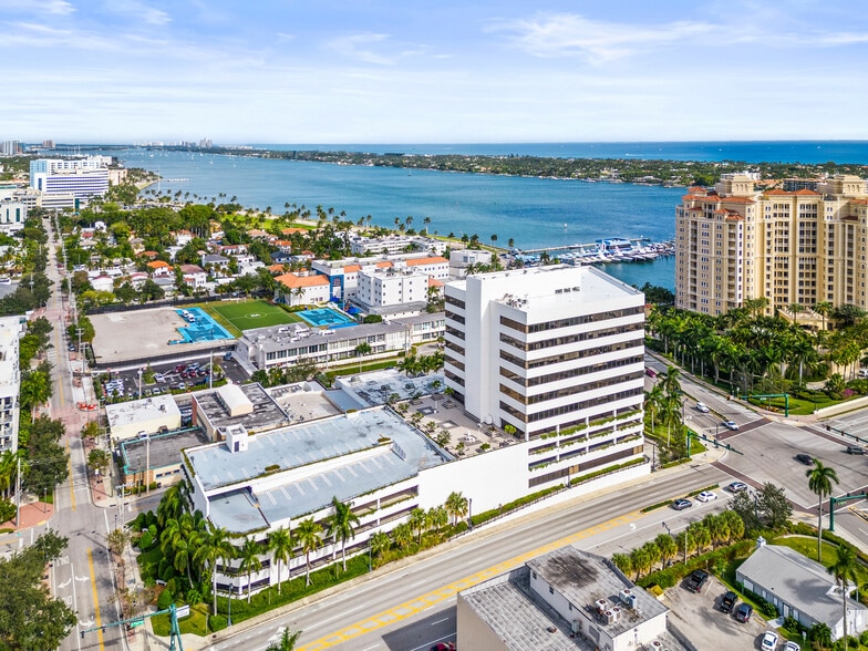 More Photos Of 625 N Flagler Dr, West Palm Beach Medical For Lease