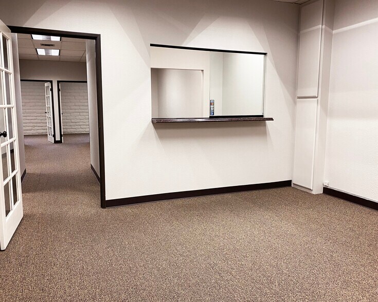 More Photos Of 16776 Bernardo Center Dr, San Diego Medical For Lease
