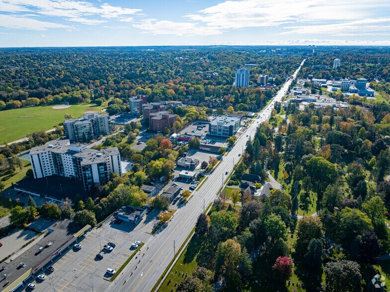 More Photos Of 735-737 Woolwich St, Guelph Hospital For Lease