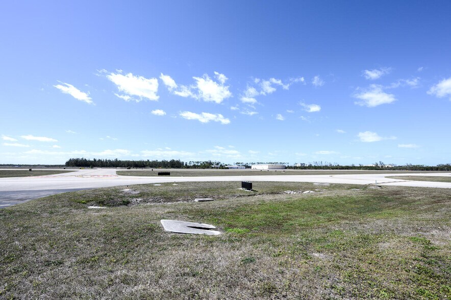 More Photos Of 314 Citation Pt, Naples Specialty For Sale