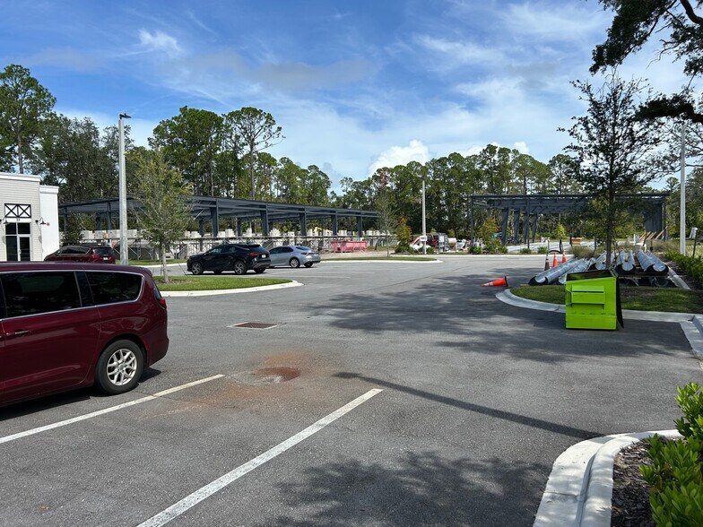 More Photos Of 5600 US Highway 1 N, Saint Augustine Showroom For Lease