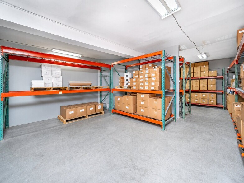 More Photos Of 7025 NW 7th Ave, Miami Research And Development For Sale
