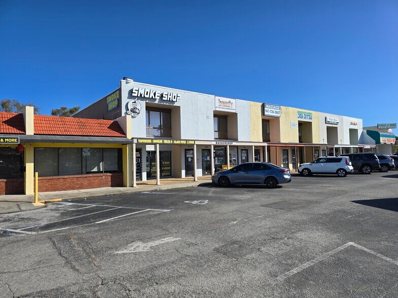 More Photos Of 3617 Webber St, Sarasota General Retail For Sale