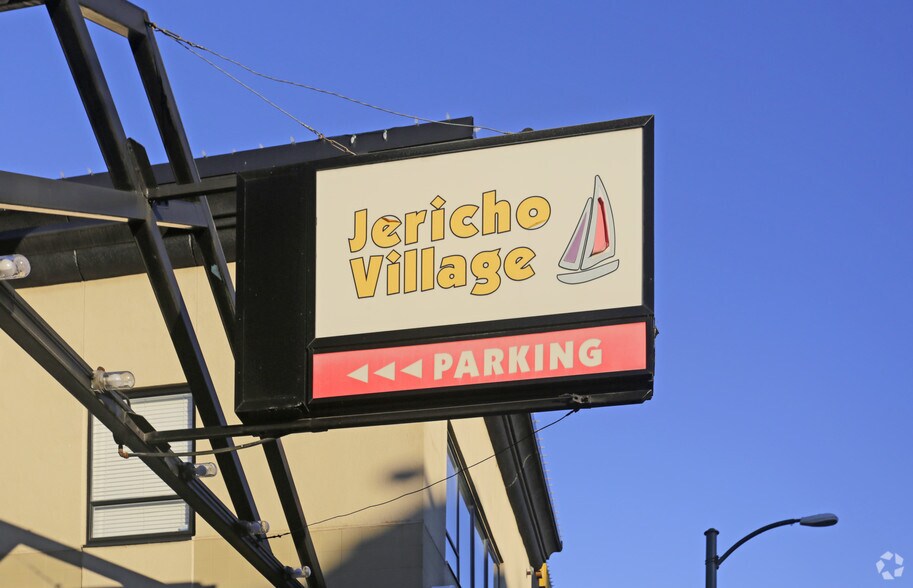 More Photos Of 2083 Alma St, Vancouver General Retail For Sale