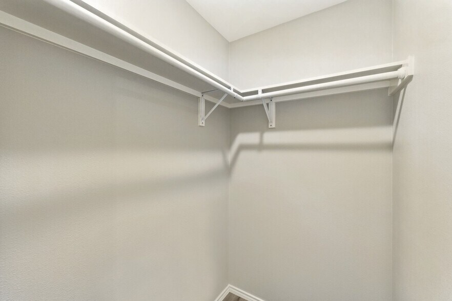 More Photos Of 6709 Wentworth Dr, Austin Apartments For Sale