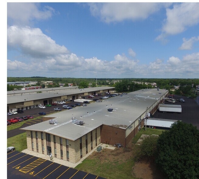 More Photos Of 740 Industrial Dr, Cary Manufacturing For Sale