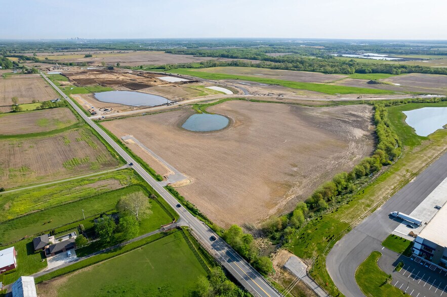 More Photos Of 9905 State Route 104, Lockbourne Warehouse For Lease