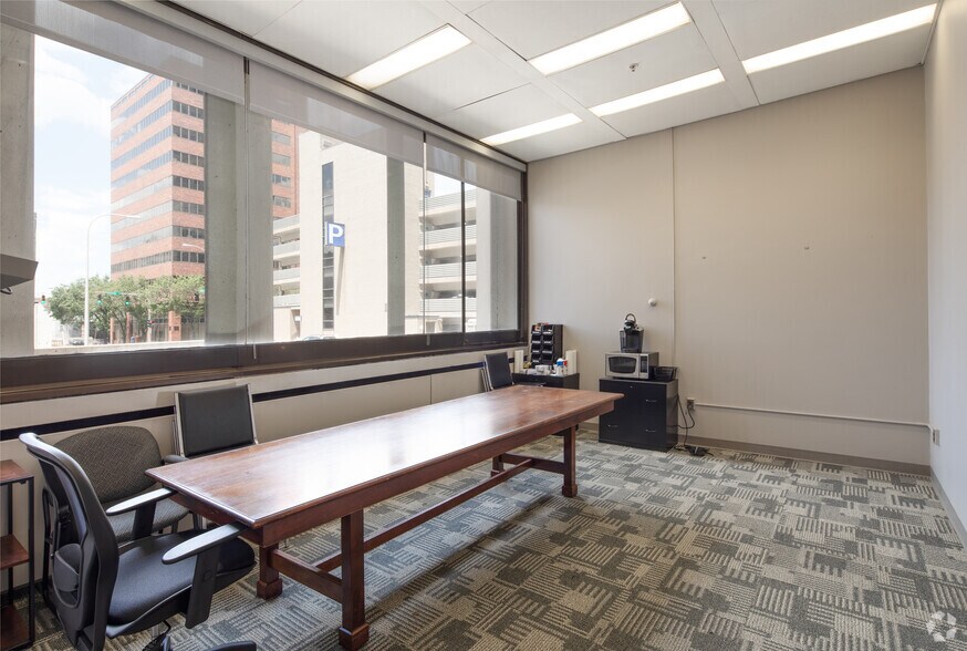 More Photos Of 1105 N Market St, Wilmington Office For Sale