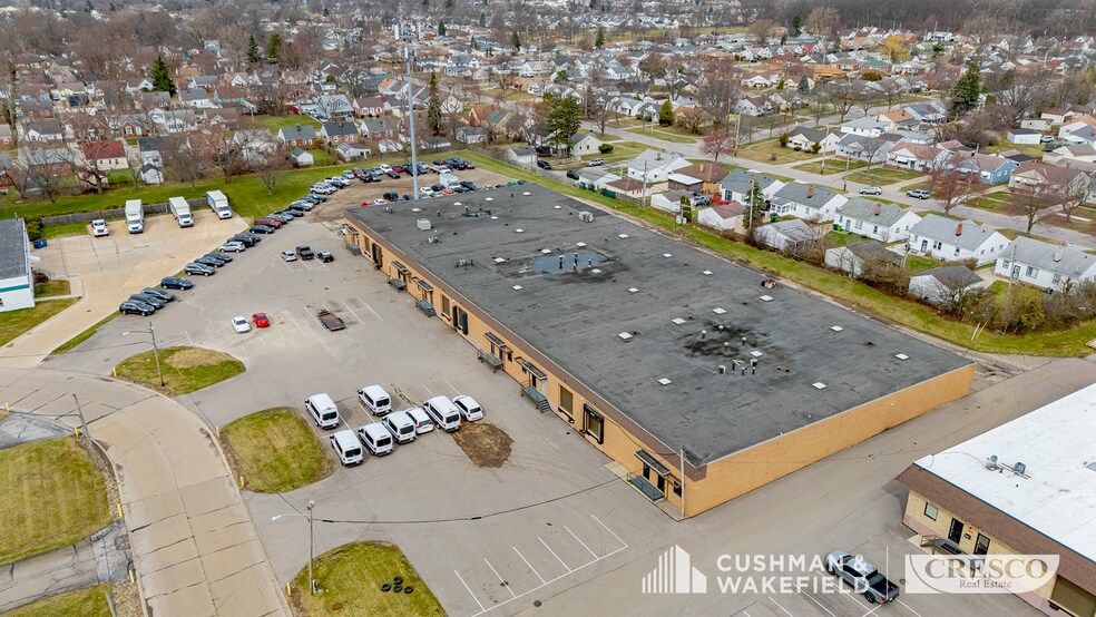 Primary Photo Of 4346-4376 Cranwood Pky, Warrensville Heights Warehouse For Lease