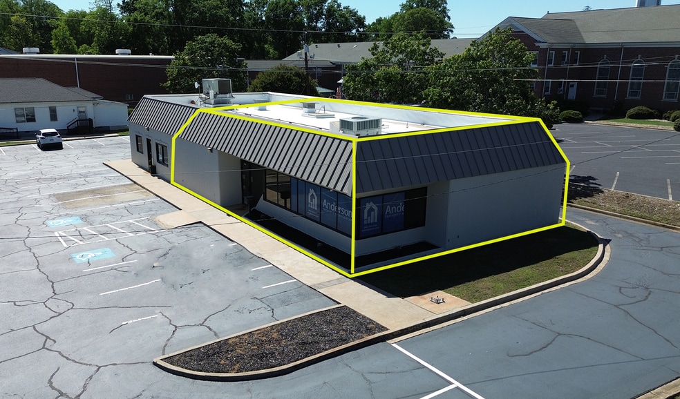 Primary Photo Of 1801 N Main St, Anderson Office For Lease