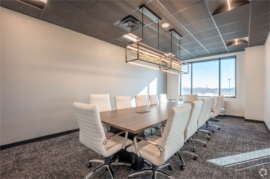 More Photos Of 11100 USA Pky, Fishers Office For Lease