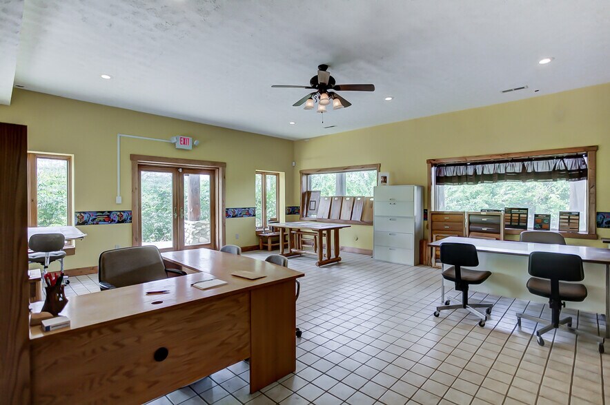 More Photos Of 530 Upper Lewisburg Salem Rd, Brookville Storefront Retail Office For Sale