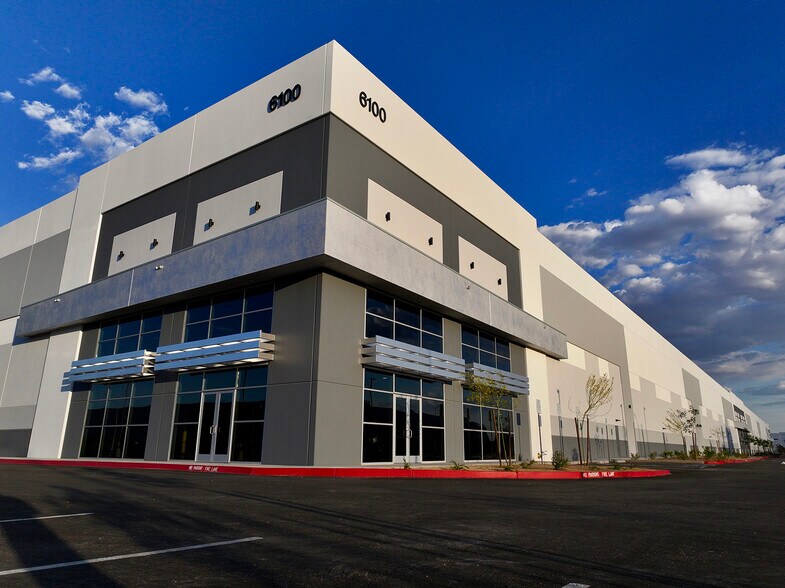 More Photos Of 6100 Shatz St, Las Vegas Distribution For Lease