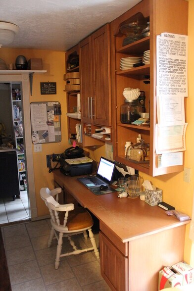 More Photos Of 118 6TH Ave, Ouray Hotel For Sale