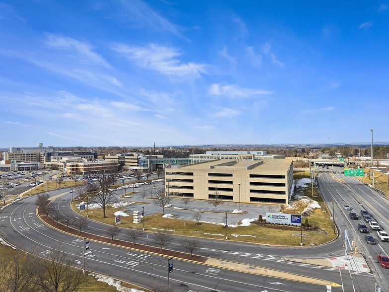 More Photos Of 659 Broad St, Emmaus Apartments For Sale