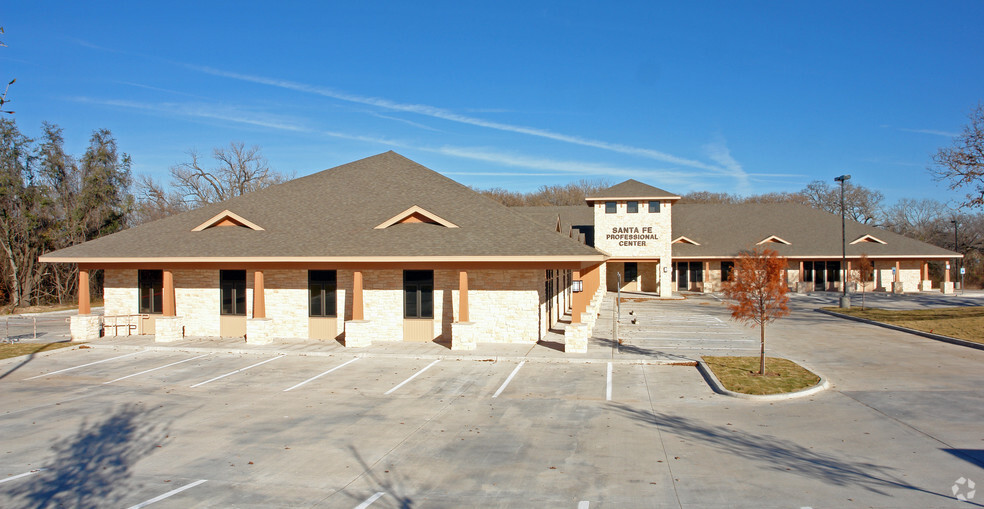 Primary Photo Of 1429 Clear Lake Rd, Weatherford Medical For Lease