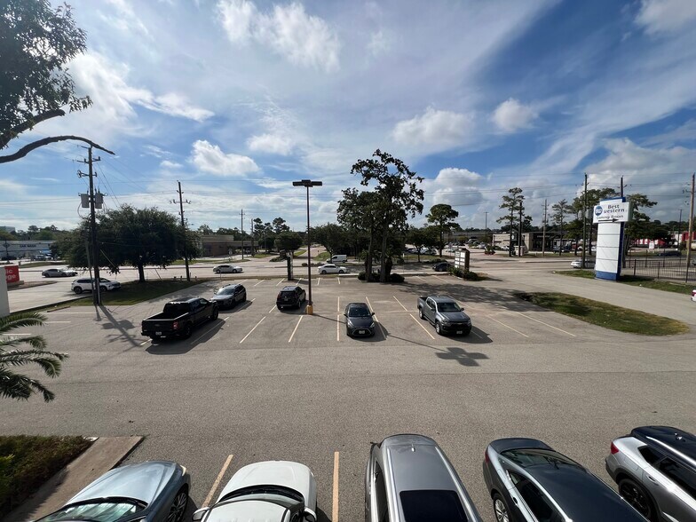 More Photos Of 4420 W FM-1960, Houston Office For Sale