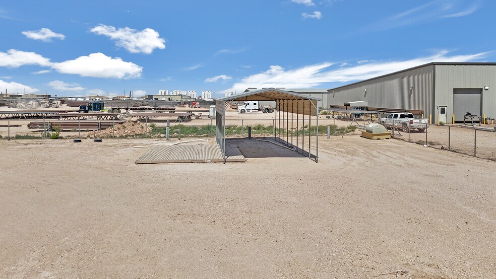 More Photos Of 10712 W County Road 77, Midland Service For Lease