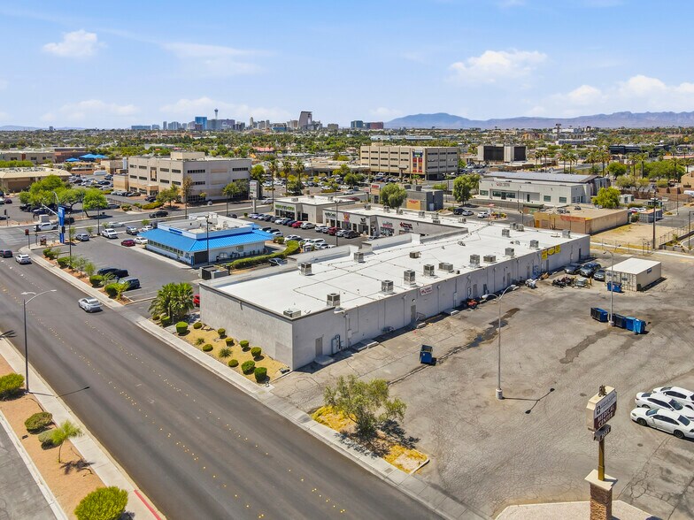 More Photos Of 1820 E Lake Mead Blvd, North Las Vegas Freestanding For Sale