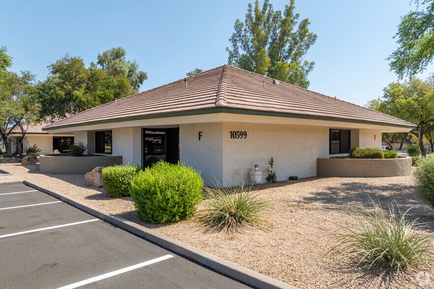 Primary Photo Of 10555-10599 N Tatum Blvd, Paradise Valley Medical For Lease