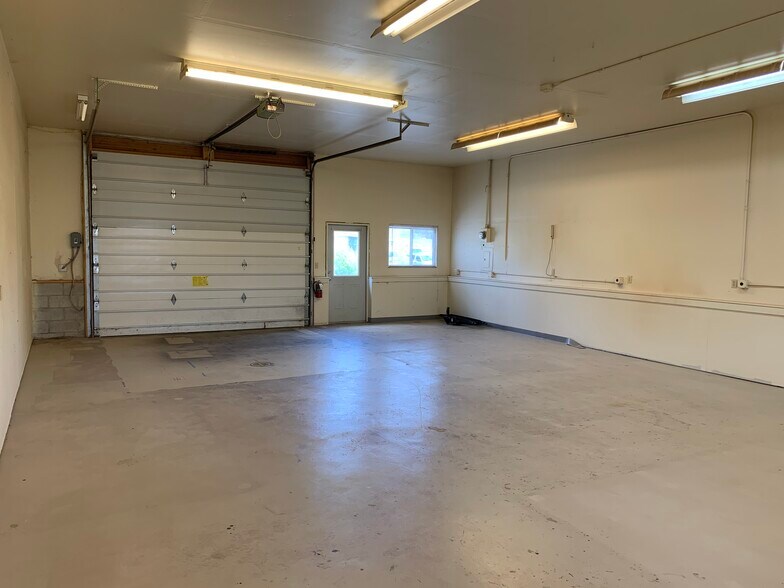 More Photos Of 876 Robinwood Ct, Traverse City Industrial For Sale