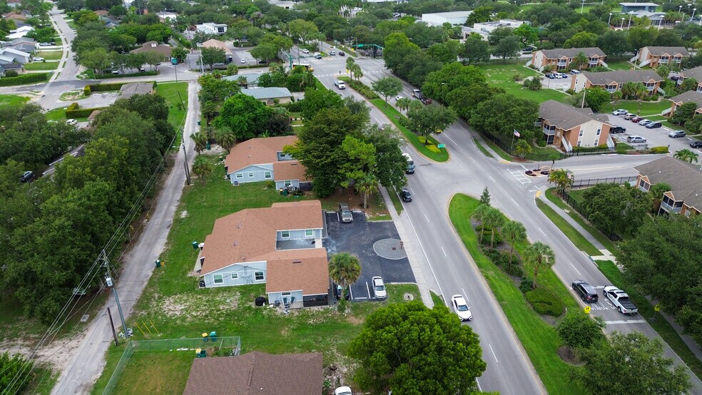 More Photos Of 4648 Golden Gate Pky, Naples Apartments For Sale
