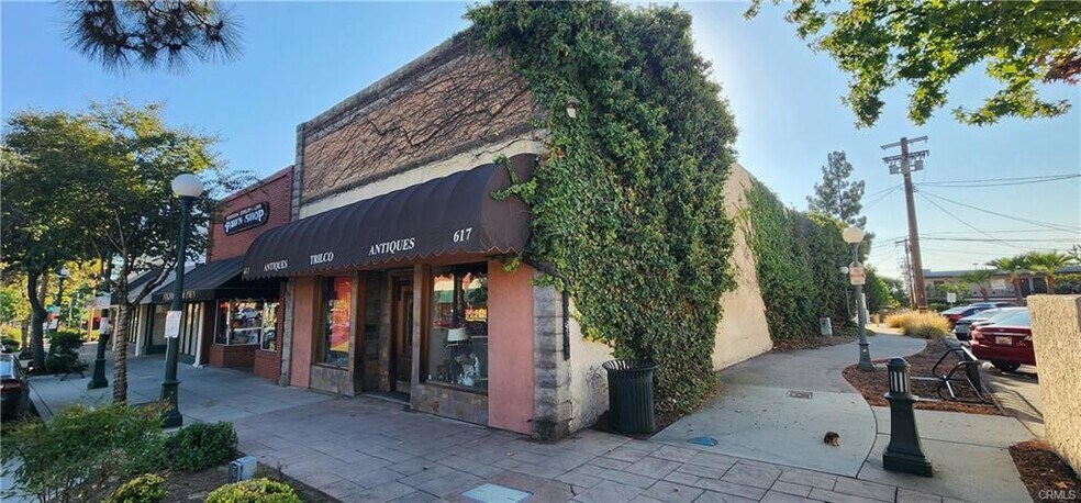 More Photos Of 617 S Myrtle Ave, Monrovia Storefront For Sale