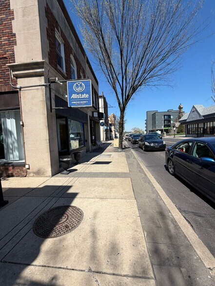 More Photos Of 423 York Rd, Jenkintown Storefront Retail Residential For Lease