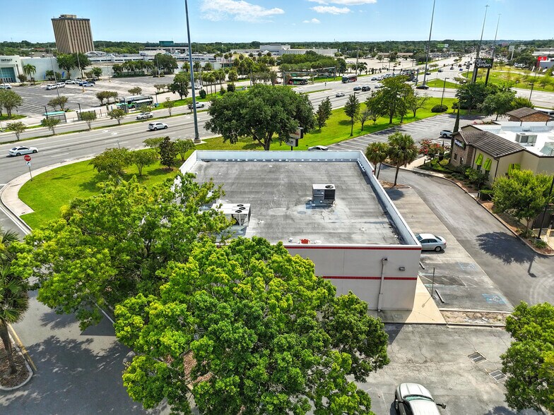 More Photos Of 9480 Arlington Expy, Jacksonville Freestanding For Sale