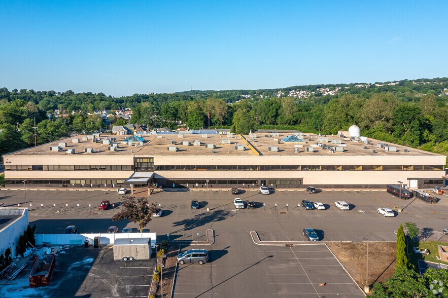 More Photos Of 1225 McBride Ave, Woodland Park Medical For Lease