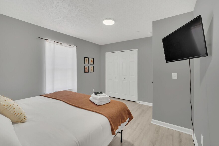 More Photos Of 901 21st Ave N, Nashville Multifamily For Sale