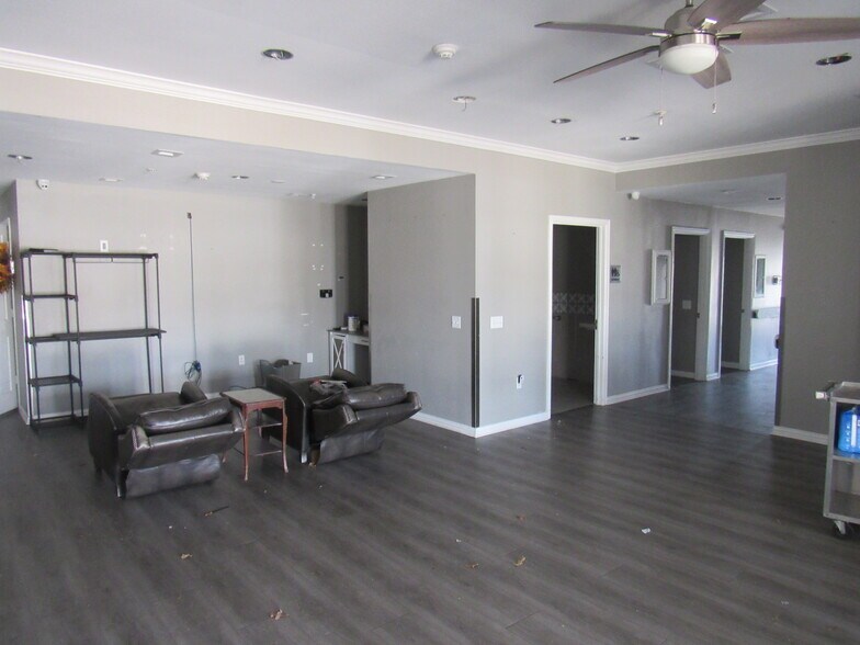 More Photos Of 4318 W Crawford St, Denison Assisted Living For Sale