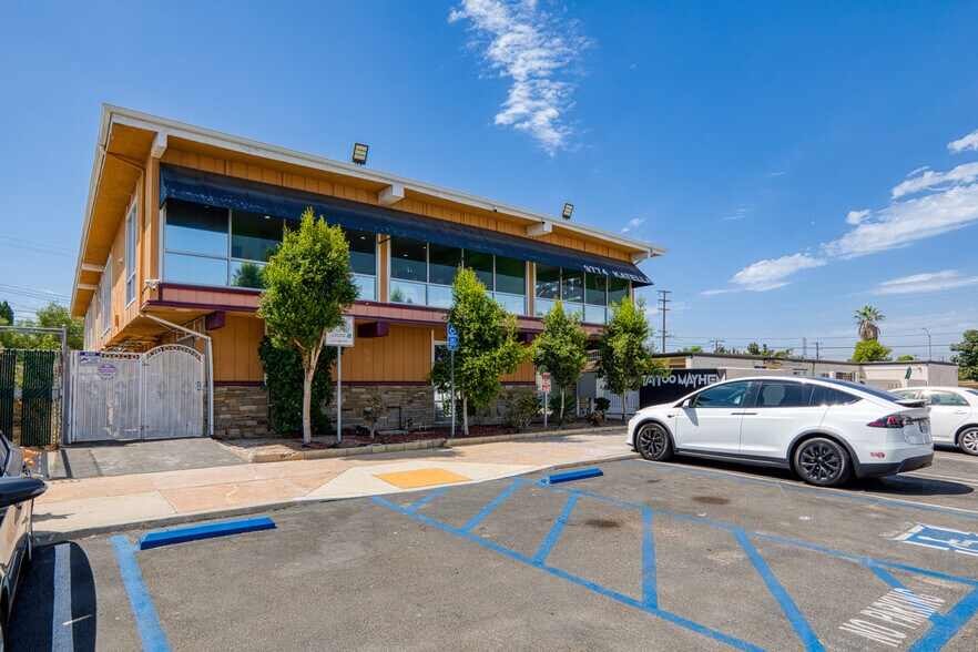 More Photos Of 9774 Katella Ave, Anaheim Medical For Sale