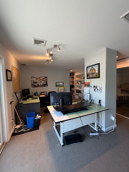More Photos Of 88 Valley Rd, Middletown Office For Lease