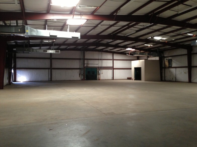 More Photos Of 1002 Telfair St, Augusta Flex For Lease