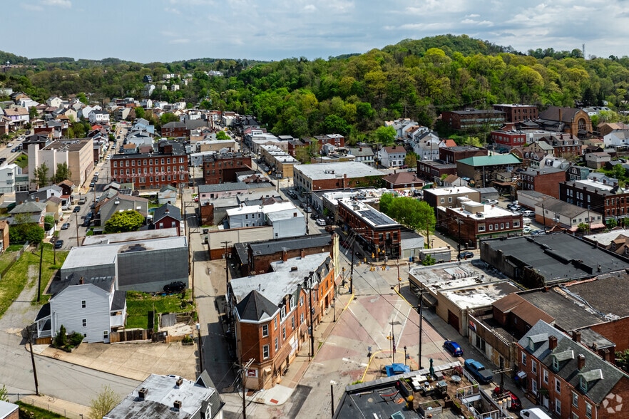 More Photos Of 139-141 Howard St, Pittsburgh General Retail For Lease