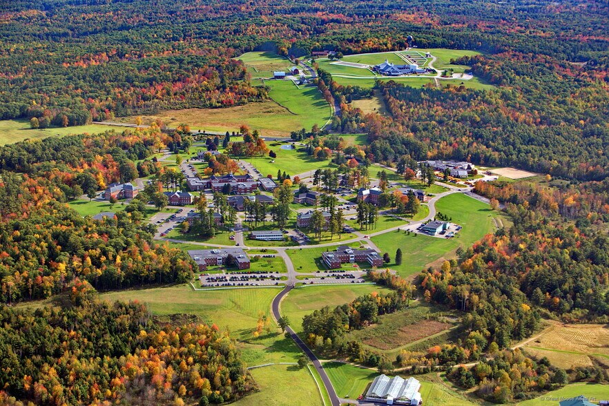 More Photos Of 16 Pineland, New Gloucester Office For Lease