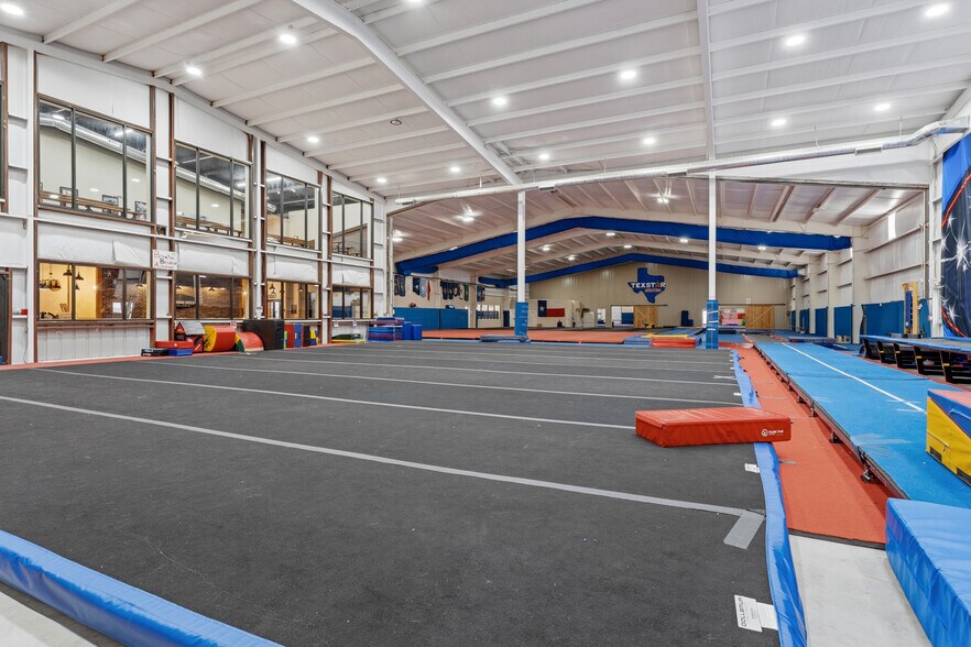 More Photos Of 5505 132nd st, Lubbock Industrial For Sale