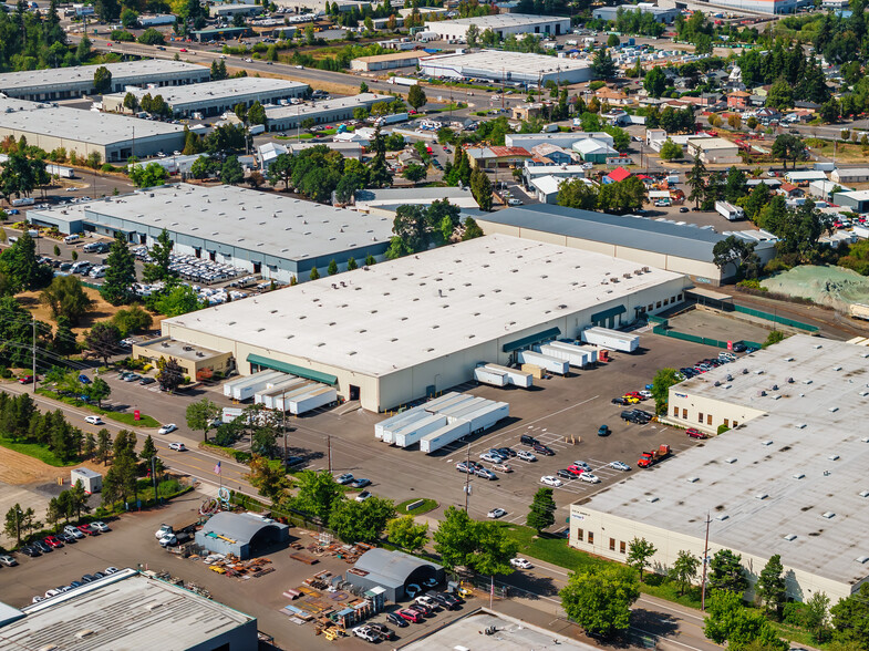 Primary Photo Of 10145 SE Jennifer St, Clackamas Warehouse For Lease