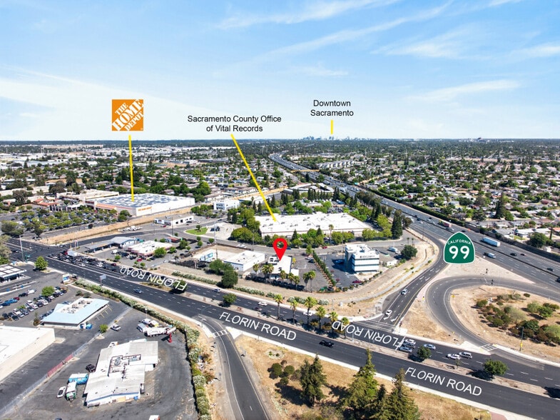 More Photos Of 7121 Governors Cir, Sacramento Restaurant For Sale